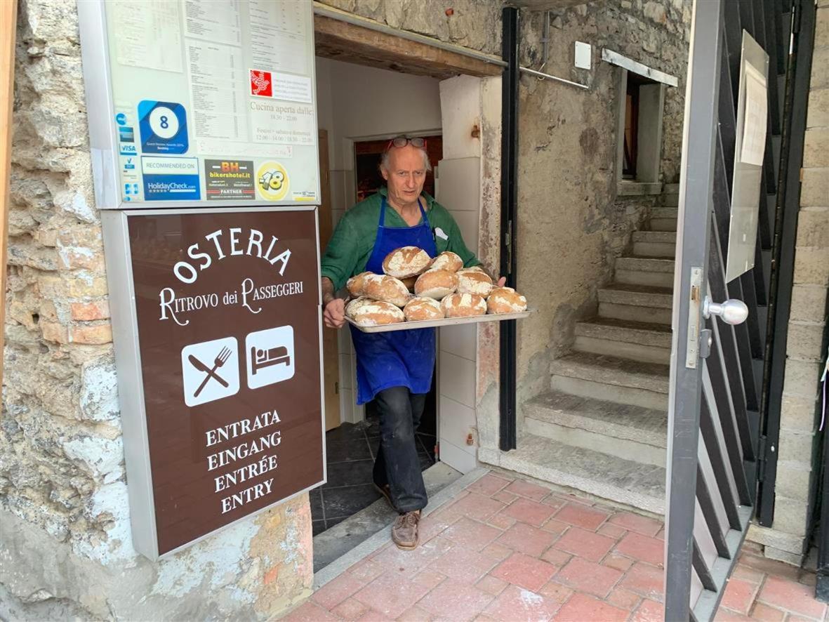 Osteria Ritrovo Dei Passeggeri Hotel Sant'Antonio Ngoại thất bức ảnh